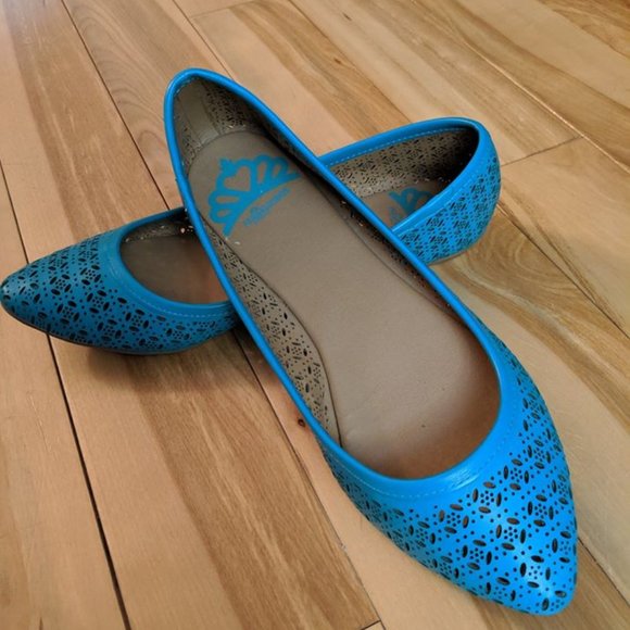 Perforated Teal Flats - Picture 3 of 3